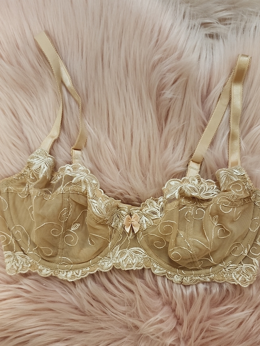 Brand New UNBRANDED LINED FLORAL MESH UNDERWIRE BRA-34D